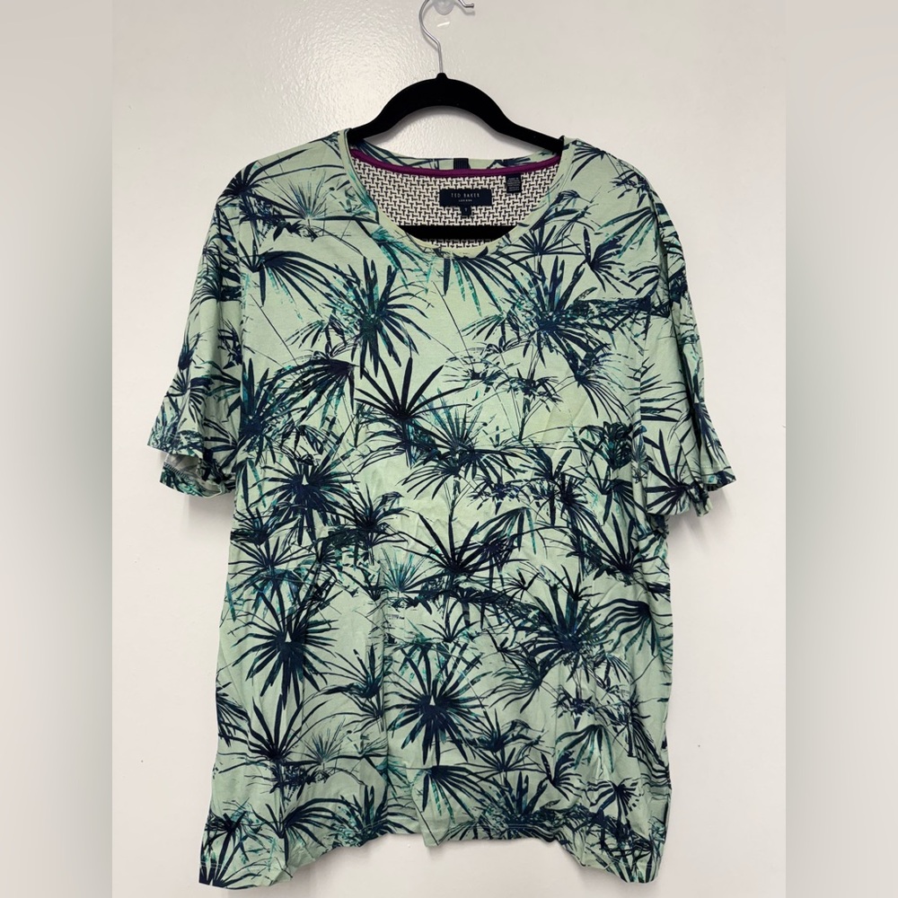 Ted Baker T shirt Size 7 ( XXL )